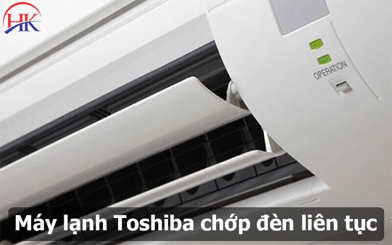 Kiểm tra dàn nóng máy lạnh Toshiba khi chớp đèn liên tục