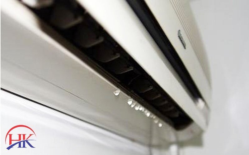 Máy lạnh bị chảy nước do tắc nghẽn ống thoát