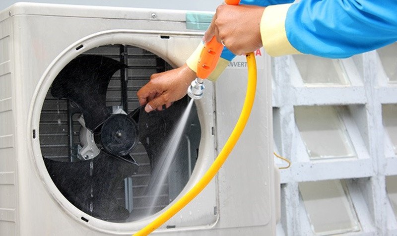 Vệ sinh định kỳ điều hòa giúp tăng tuổi thọ