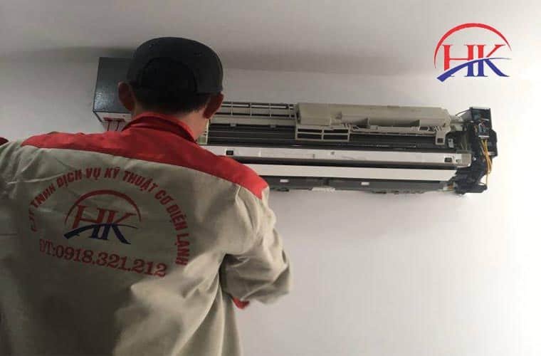 Bảo dưỡng máy lạnh tại nhà bởi thợ chuyên nghiệp