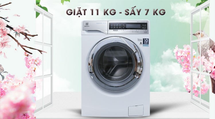 Cận cảnh bảng điều khiển của máy giặt sấy Electrolux EWW14113