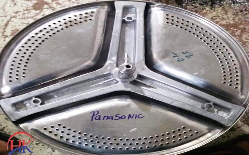 Chảng ba máy giặt bị rỉ sét hoặc gãy cần thay thế