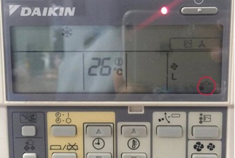 điều hòa Daikin báo lỗi U0 trên màn hình hiển thị