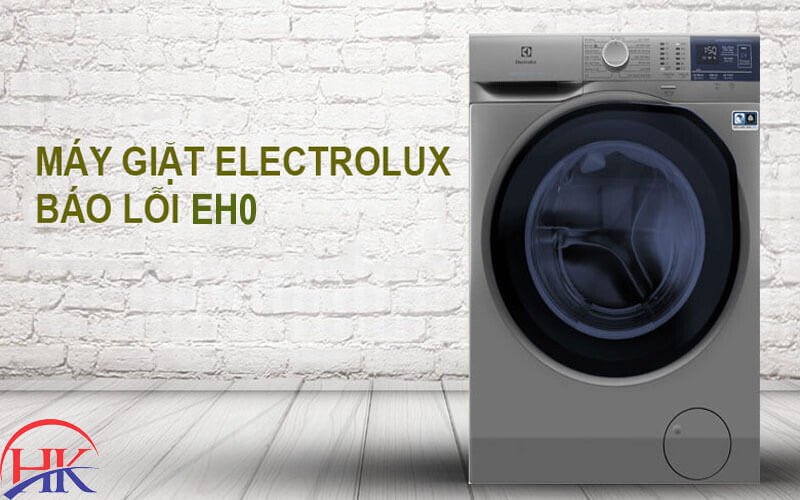 Hình ảnh máy giặt Electrolux hiển thị mã lỗi Eh0 trên màn hình