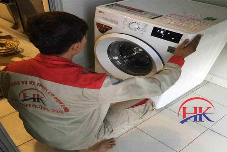 Khách hàng hài lòng với dịch vụ sửa máy giặt ở Quận 5
