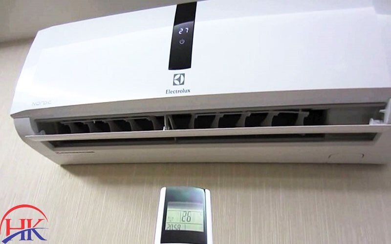 Kiểm tra linh kiện bên trong máy lạnh Electrolux khi gặp lỗi E1