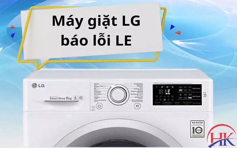 Kỹ thuật viên kiểm tra động cơ máy giặt LG bị lỗi LE