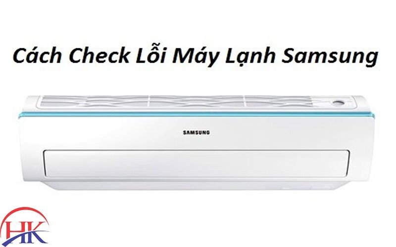 Kỹ thuật viên kiểm tra hệ thống để xác định mã lỗi máy lạnh Samsung