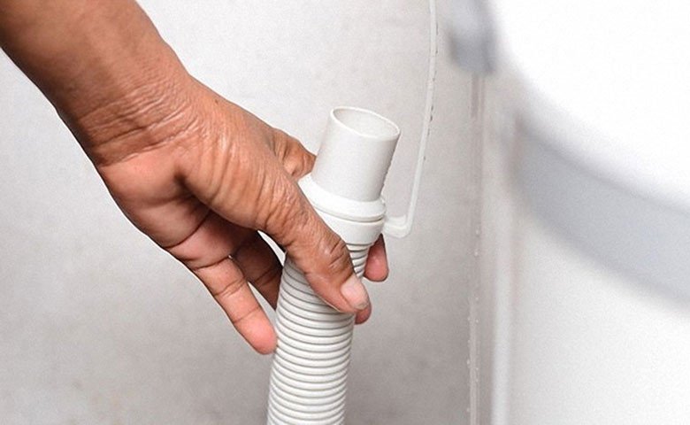 Lắp đặt ống thoát nước máy giặt đúng kỹ thuật