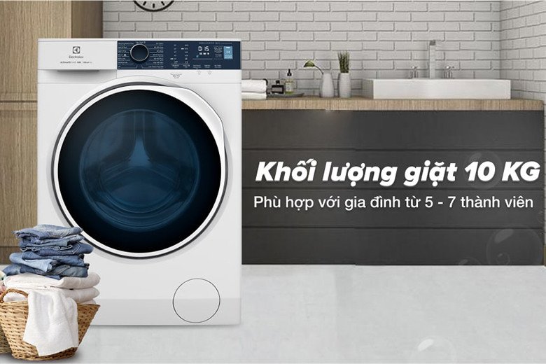 Lồng giặt lớn của máy giặt Electrolux EWF1024P5WB chứa 10kg quần áo