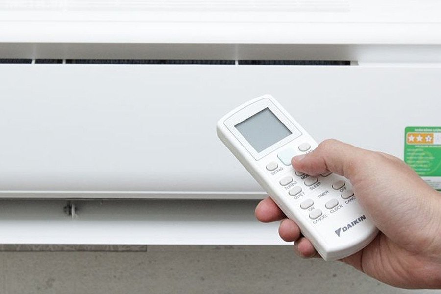luu y quan trong khi su dung va bao quan remote dieu hoa daikin