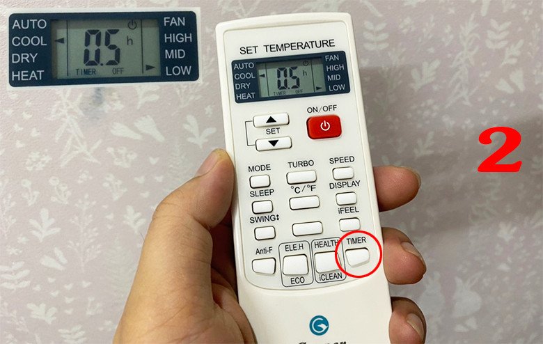 Màn hình điều khiển điều hòa Casper mẫu 1 hiển thị TIMER OFF 0.5h khi cài đặt hẹn giờ tắt
