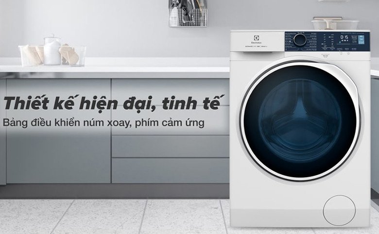 Mặt trước và bảng điều khiển máy giặt lồng ngang Electrolux 10kg