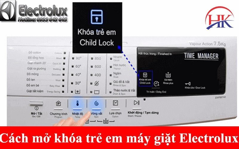 máy giặt Electrolux hiển thị biểu tượng khóa trẻ em trên màn hình điều khiển