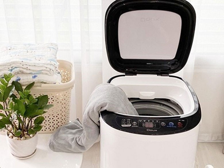 Máy giặt mini Doux có tính năng diệt khuẩn