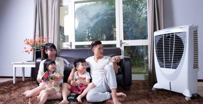 Quạt phun sương làm mát cho trẻ trong nhà
