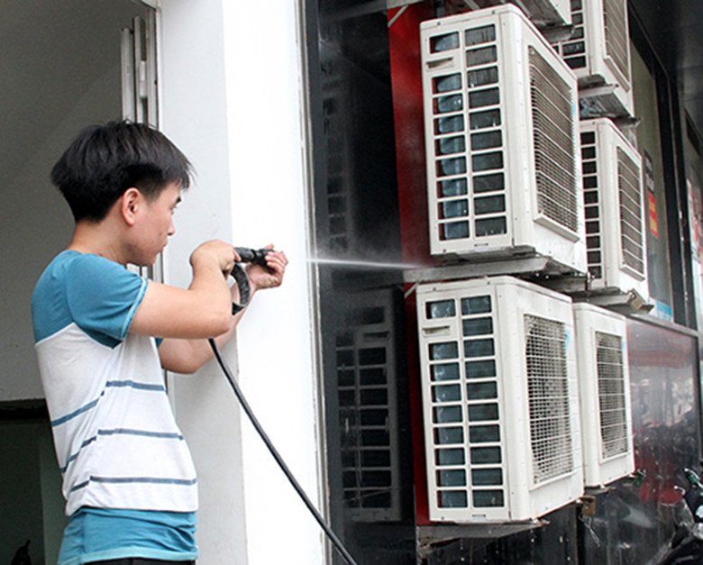 Quy trình vệ sinh bảo dưỡng cục nóng điều hòa LG tại nhà