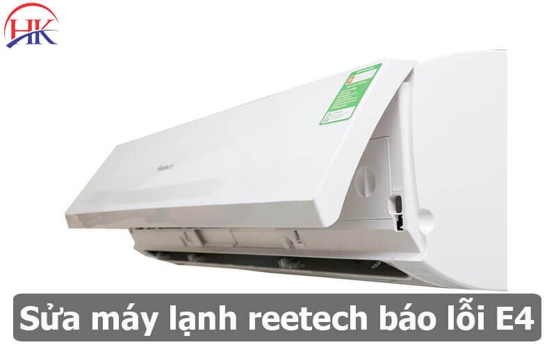 Thợ kỹ thuật kiểm tra máy lạnh Reetech bị lỗi E4