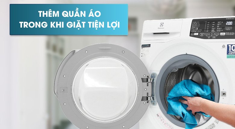 Tính năng thêm quần áo khi giặt trên máy giặt EWF8025CQWA