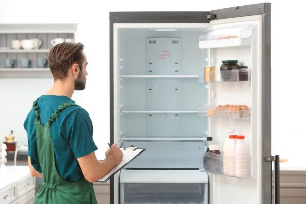 Các bước thay thế ron tủ lạnh Electrolux tại nhà đúng kỹ thuật