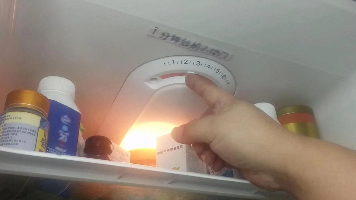 Chỉnh nhiệt độ tủ lạnh đúng cách