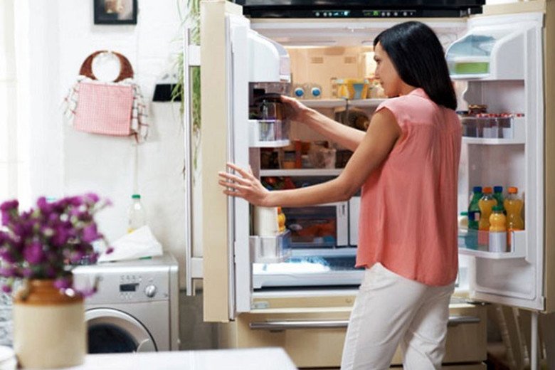 Kiểm tra các biểu hiện tủ lạnh không lạnh như ngăn đá bị tan chảy