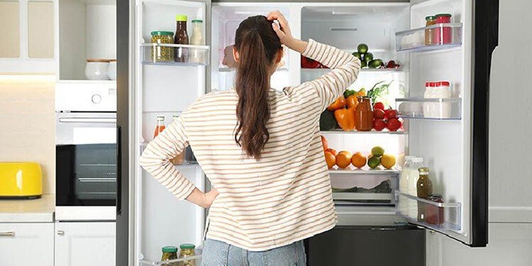 Kiểm tra nguyên nhân tủ lạnh Sharp không đông đá, bao gồm các sự cố thường gặp