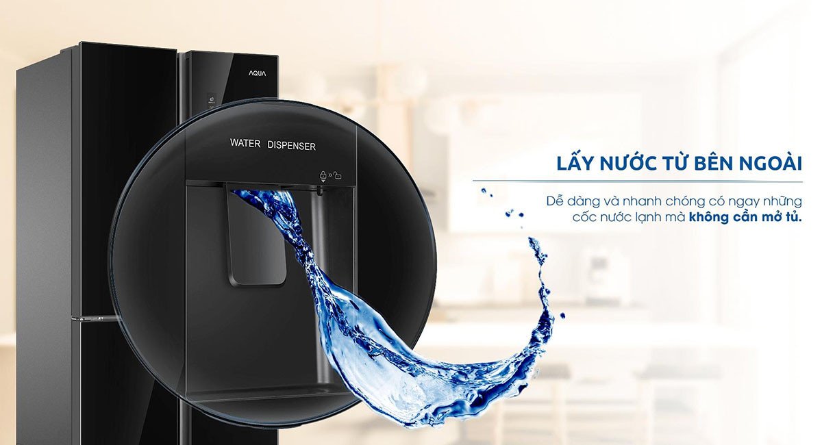 Lấy nước từ bên ngoài tiện lợi trên tủ lạnh Aqua Inverter 511 lít