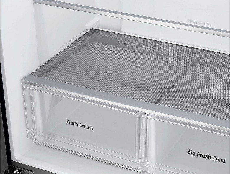 Ngăn điều chỉnh linh hoạt Fresh Switch trên tủ lạnh LG LFB47SVM bảo quản thực phẩm