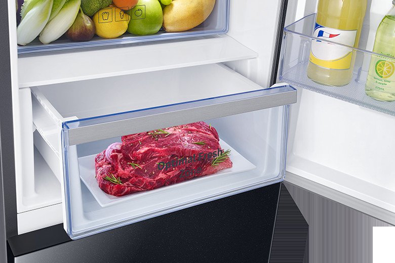 Ngăn đông mềm Optimal Fresh Zone trên tủ lạnh Samsung RB30N4190BU/SV bảo quản thịt cá