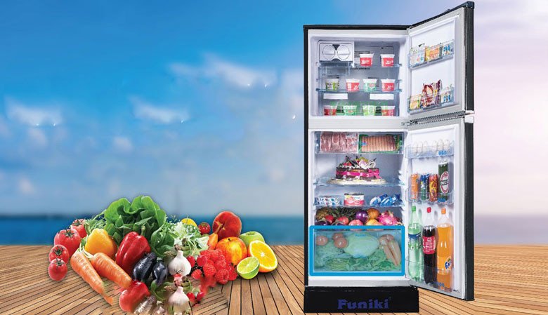 Người độc thân hoặc gia đình nhỏ sử dụng tủ lạnh 120 lít