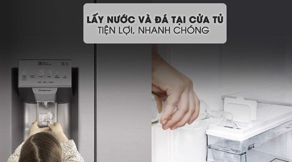 Người dùng lấy nước trực tiếp từ tủ lạnh LG Inverter GR-D247MC