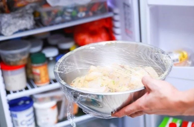 Nguyên nhân đóng tuyết do thói quen sử dụng tủ lạnh Sharp