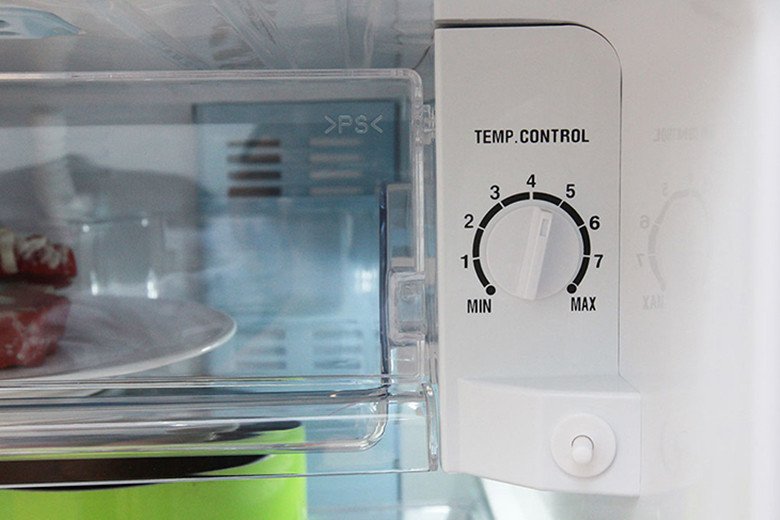 Núm xoay điều chỉnh nhiệt độ tổng thể cho tủ lạnh LG, thường nằm trong ngăn mát