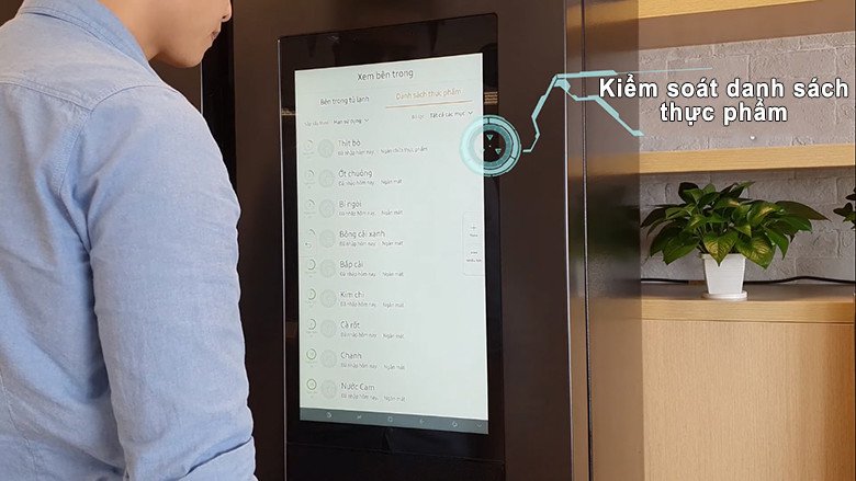 Quản lý thực phẩm thông minh và kiểm soát hạn sử dụng trên tủ lạnh Samsung RS64T5F01B4/SV