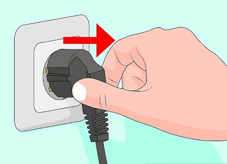 Rút nguồn điện tủ lạnh Sharp là bước đầu tiên và quan trọng nhất khi tiến hành làm tan tuyết