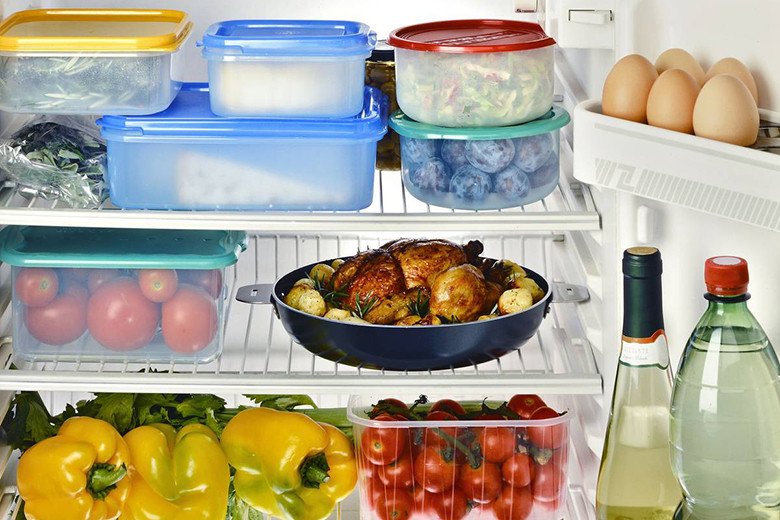 Sắp xếp thực phẩm hợp lý trong tủ lạnh mới giúp không khí lưu thông tốt hơn