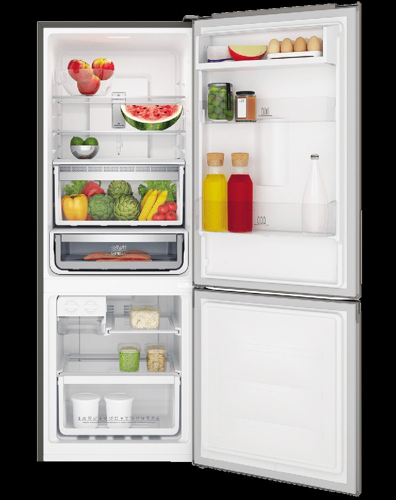 Thiết kế hộp đá xoay tiện lợi giúp dễ dàng lấy đá trên tủ lạnh Electrolux EBB3402K-A.