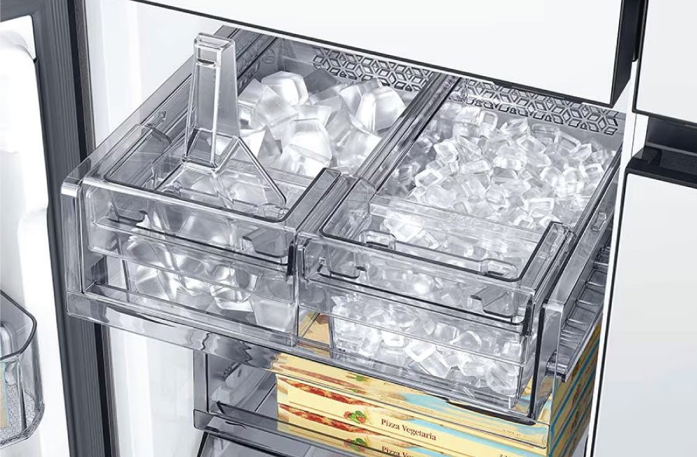 Tính năng làm đá 2-in-1 tự động cung cấp đá viên và đá bi