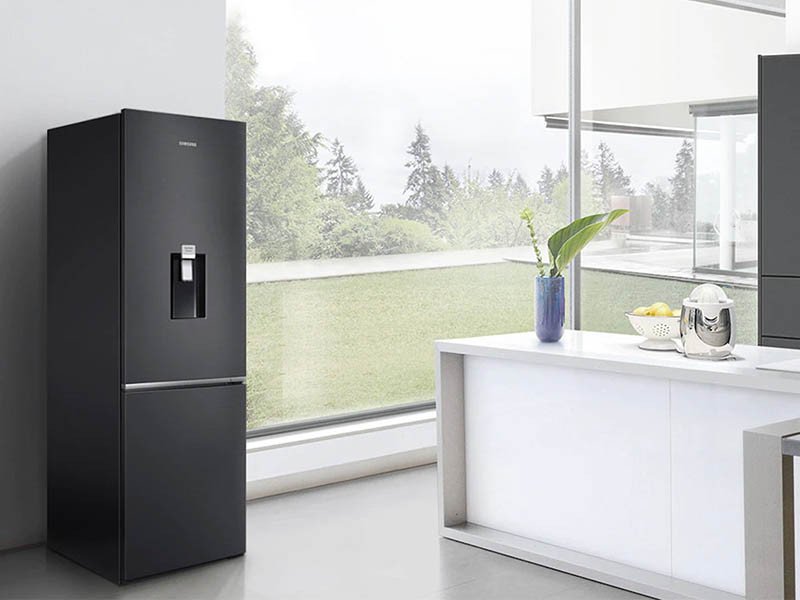 Tủ lạnh có nhiều ngăn chuyên biệt phục vụ các nhu cầu lưu trữ thực phẩm