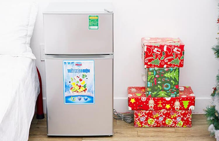 Tủ lạnh mini hai cánh riêng biệt cho ngăn mát và ngăn đá