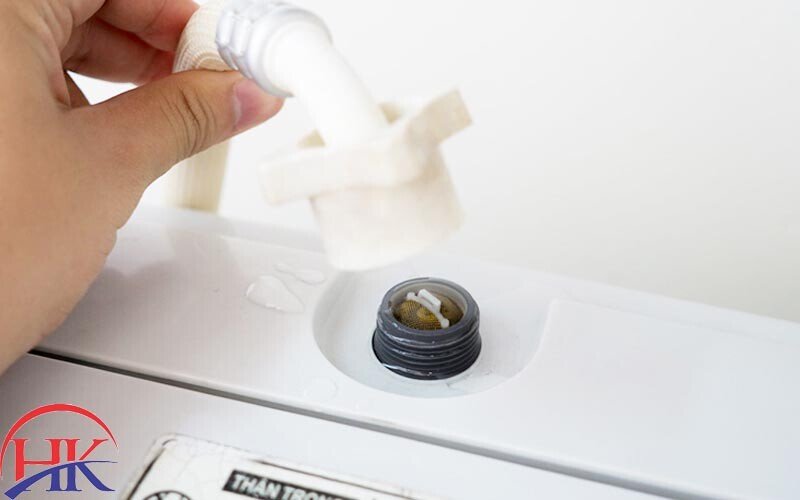 Van cấp nước máy giặt bị hỏng