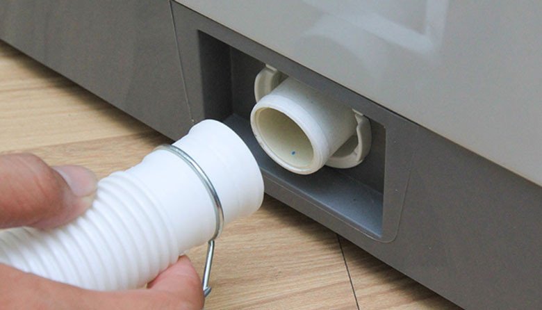 Xử Lý Bộ Lọc Nước Xả Của Máy Giặt