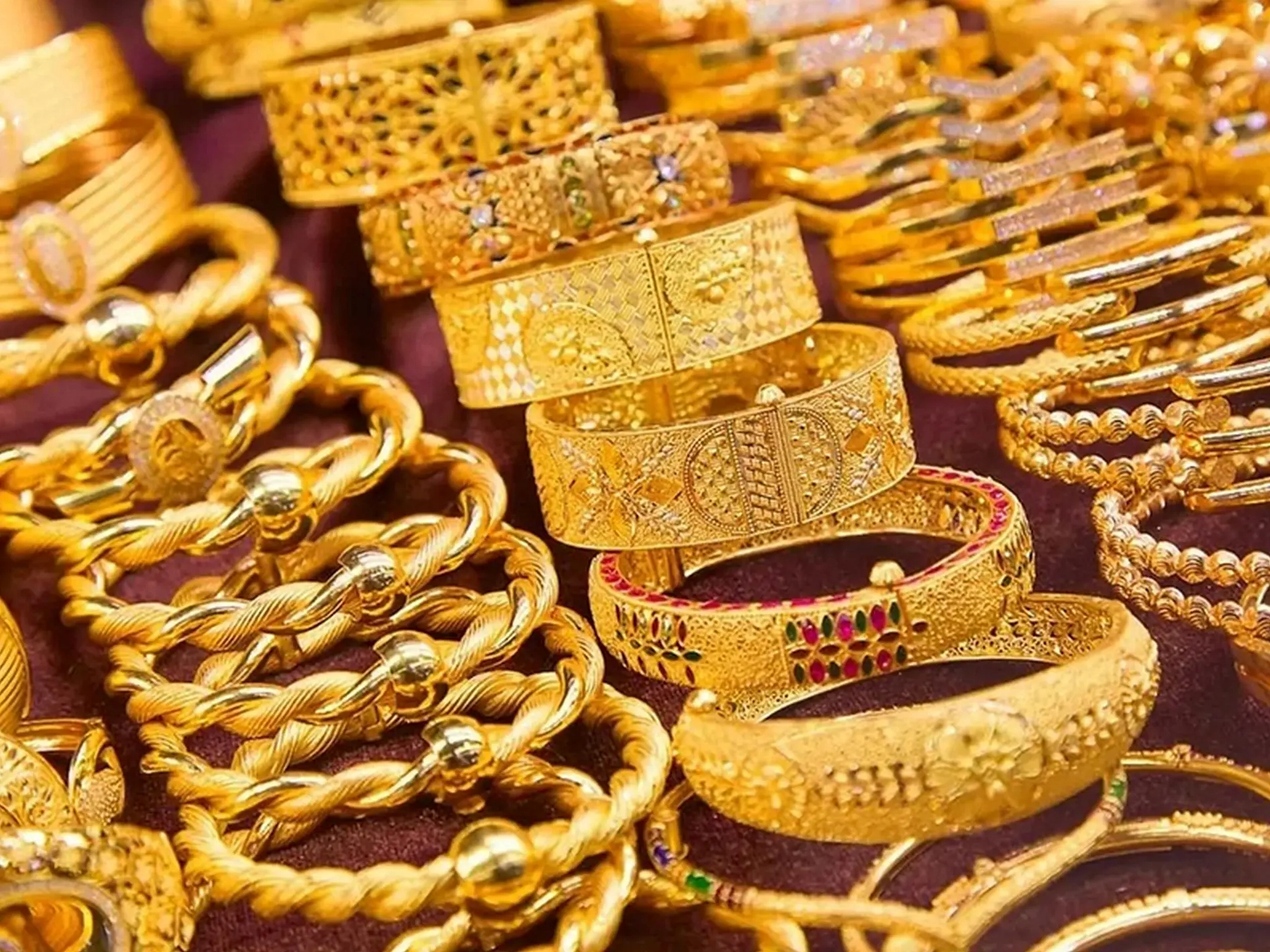 Biểu đồ giá vàng 610