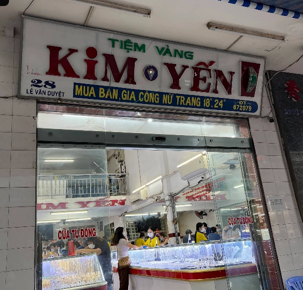 Giá Vàng Kim Yến 2026: Dự báo và Phân tích Chi tiết Biểu đồ so sánh giá vàng các loại
