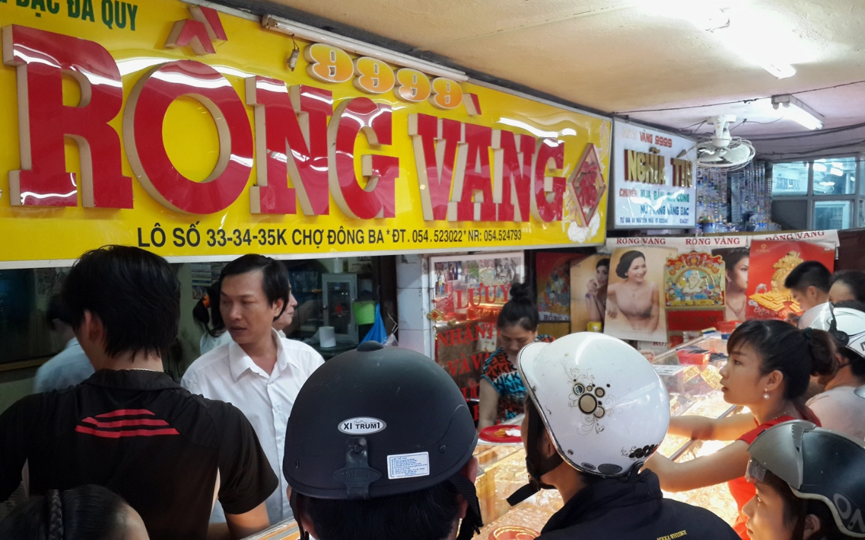 Biểu tượng Rồng Vàng Huế