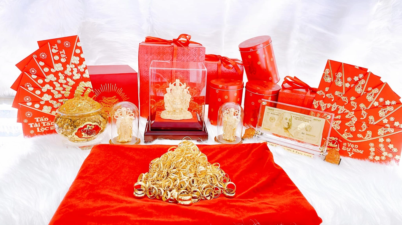 Vàng Hoa Tùng: Đặc Sản Quý, Giá Trị Kinh Tế & Văn Hóa Cảnh quan vườn Vàng Hoa Tùng đang phát triển xanh tốt