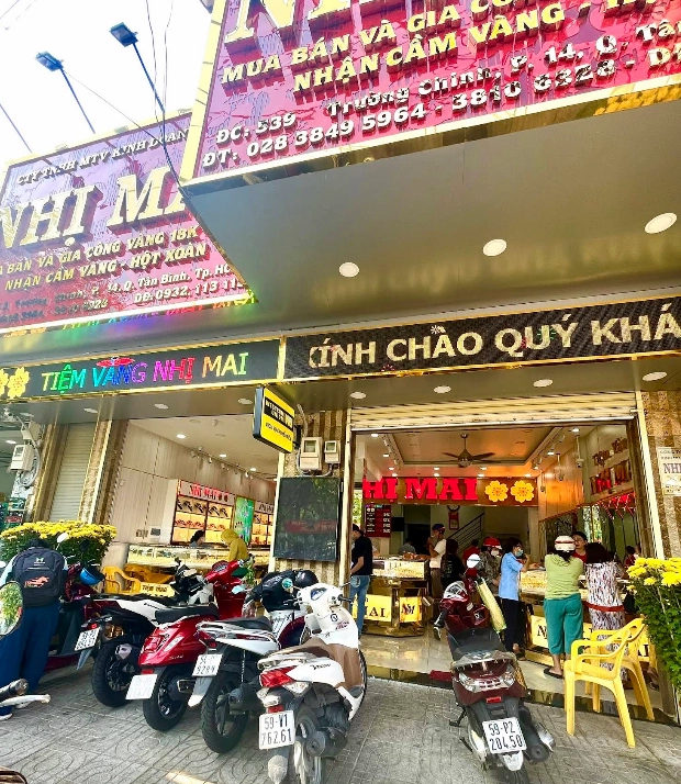 Mẫu trang sức vàng cao cấp tại Tiệm Vàng Nhị Mai