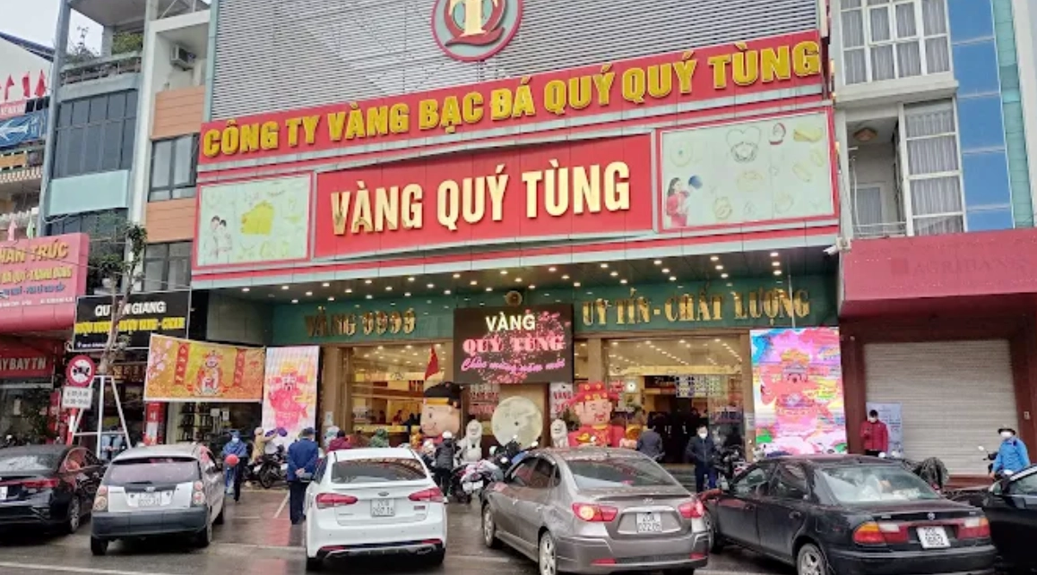 Mẫu trang sức vàng cưới tinh xảo của Vàng Quý Tùng
