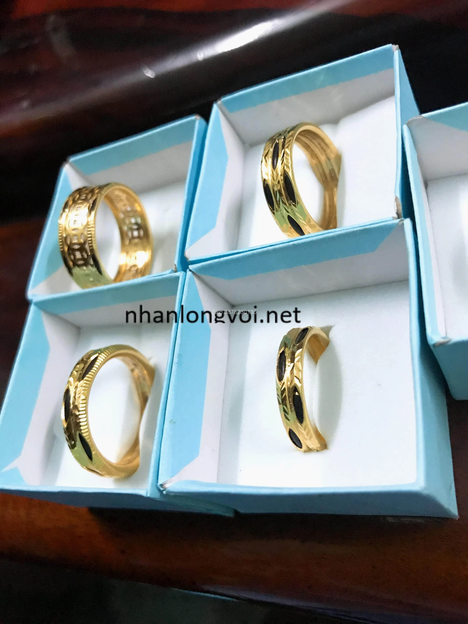 Nhẫn long voi vàng Mi Hồng
